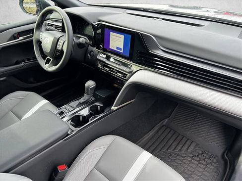 Certified 2025 Toyota Camry SE image 23