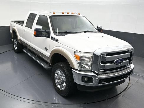 Used 2012 Ford F250 Lariat w/ Chrome Pkg image 21