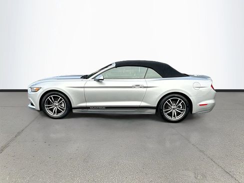 Used 2015 Ford Mustang Premium image 4