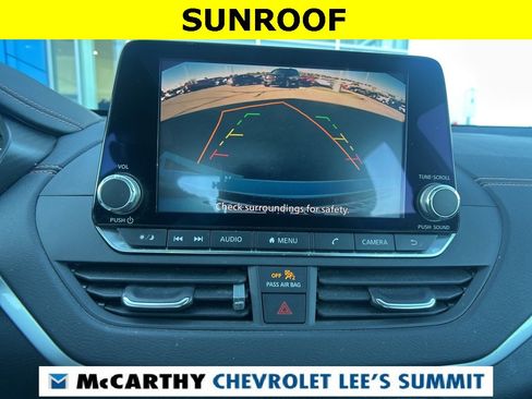 Used 2019 Nissan Altima 2.5 SR w/ SR Premium Package image 11