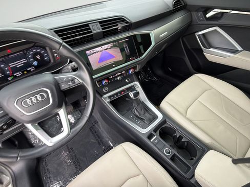Used 2024 Audi Q3 2.0T Premium AWD/4WD image 25