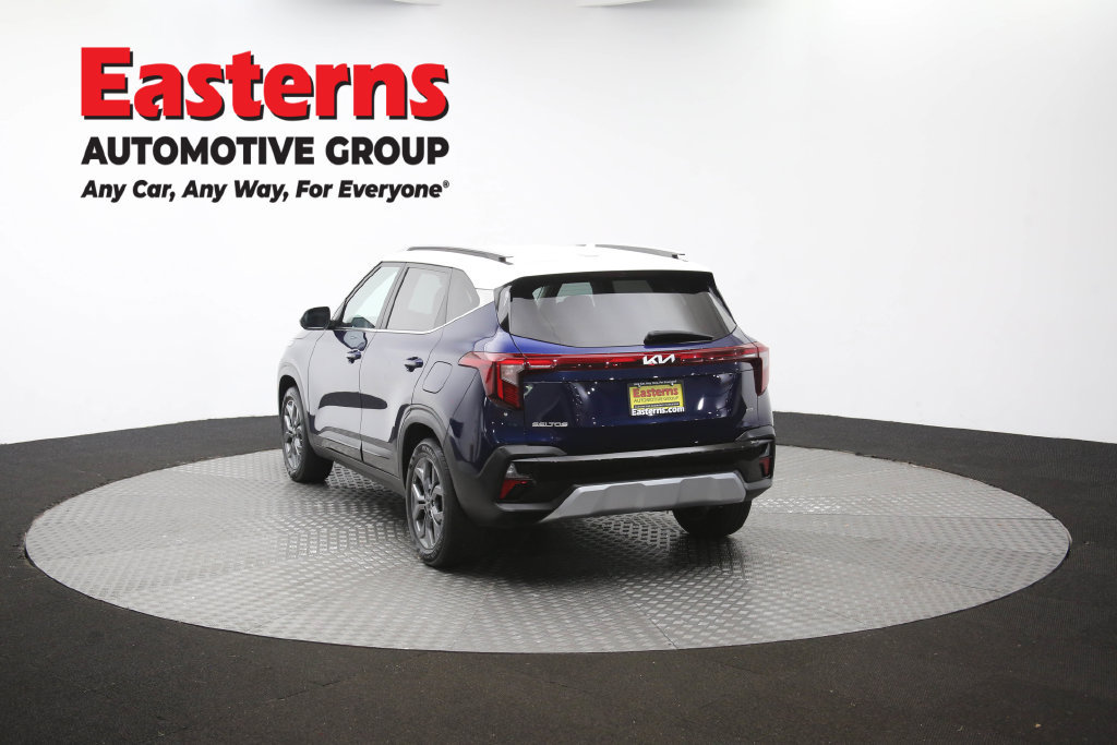 Used 2024 Kia Seltos S AWD/4WD image 40