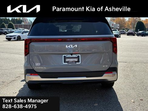 New 2026 Kia Carnival SX image 5