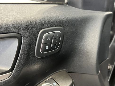 Used 2020 Ford Escape SEL image 27