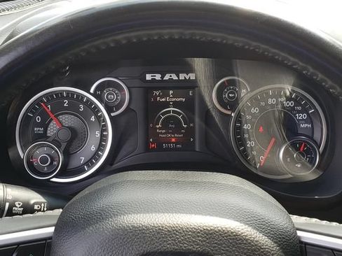 Used 2022 RAM 1500 Big Horn AWD/4WD image 30