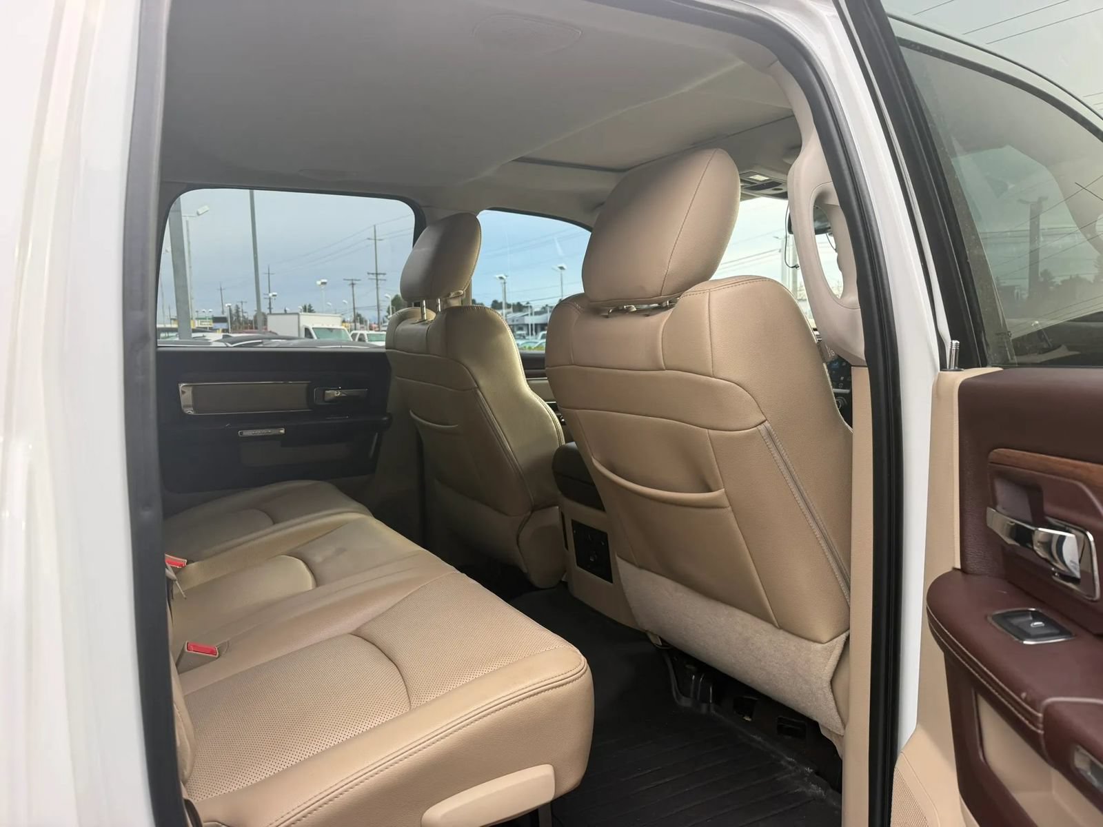 Used 2013 RAM 2500 Laramie w/ Convenience Group AWD/4WD image 21