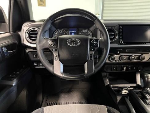 Used 2022 Toyota Tacoma TRD Sport w/ Black Out Package (TMS) image 21