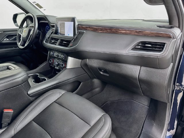 Used 2023 Chevrolet Tahoe LT w/ Luxury Package AWD/4WD image 36