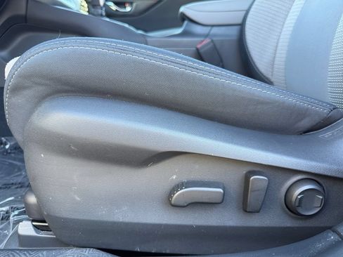 Used 2025 Subaru Outback Premium AWD/4WD image 10