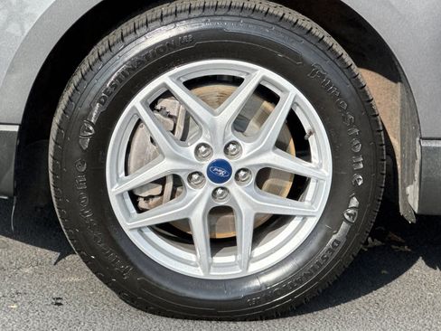 Used 2022 Ford Edge SEL image 31