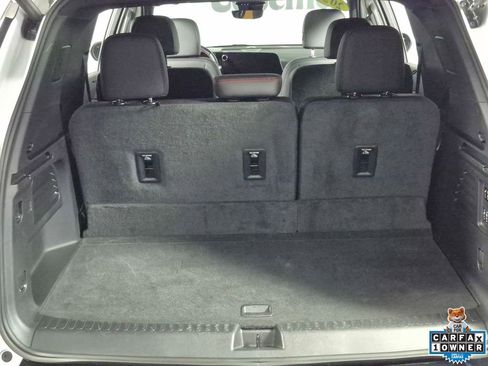 Certified 2024 Chevrolet Traverse RS w/ LPO, Floor Liner Package FWD image 26