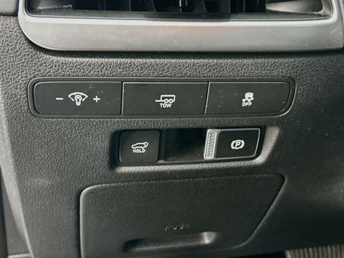 Used 2025 Hyundai Palisade SEL AWD/4WD image 17