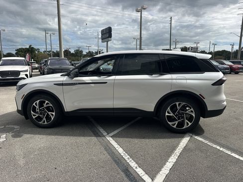 New 2026 Lincoln Nautilus Premier w/ Jet Appearance Package image 9