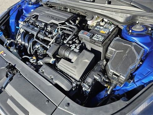 Used 2025 Kia K4 LXS image 18