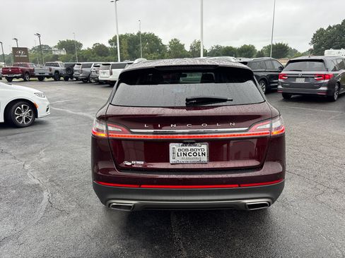Certified 2022 Lincoln Nautilus Reserve AWD/4WD image 6