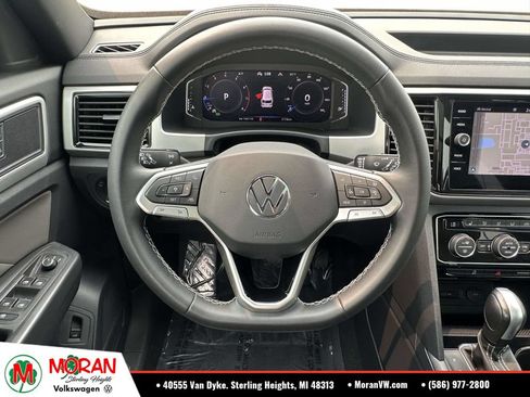 Used 2023 Volkswagen Atlas Cross Sport SEL AWD/4WD image 16