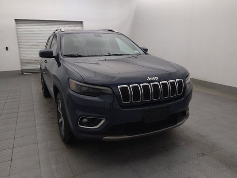 Used 2019 Jeep Cherokee Limited image 14