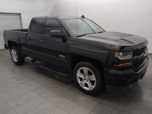 Used 2018 Chevrolet Silverado 1500 Custom w/ Texas Edition RWD image 11