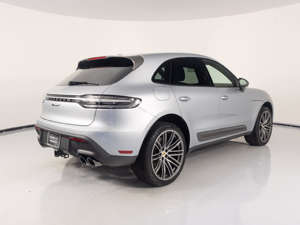 Certified 2026 Porsche Macan Turbo AWD/4WD image 11