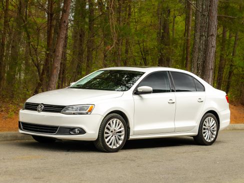 Used 2014 Volkswagen Jetta SEL image 64
