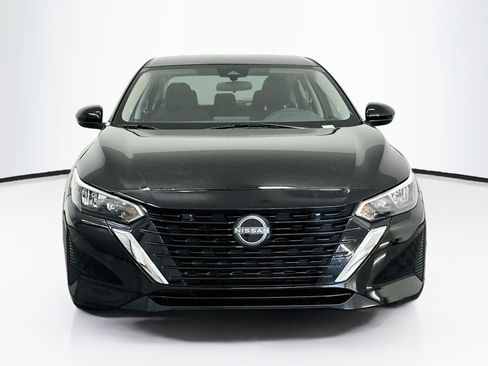 Used 2025 Nissan Sentra S FWD image 2