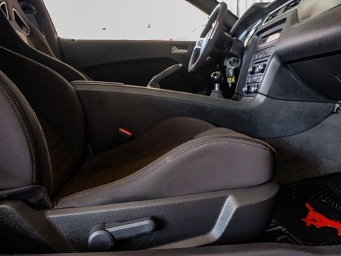 Used 2012 Ford Mustang Boss 302 w/ Boss 302 Accessory Pkg image 29