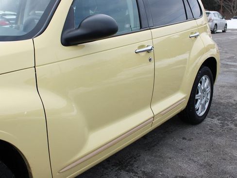 Used 2007 Chrysler PT Cruiser Touring w/ Fleet Value Group I image 40