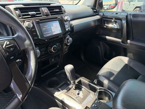 Used 2016 Toyota 4Runner Trail Premium AWD/4WD image 34