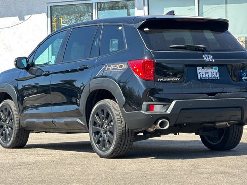 Used 2023 Honda Passport EX-L image 6