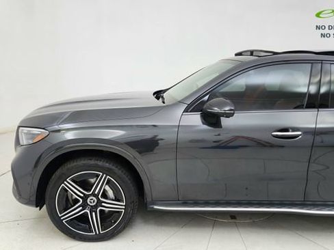 Used 2024 Mercedes-Benz GLC 300 4MATIC image 4