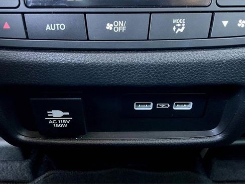 Used 2023 Honda Pilot Elite image 26