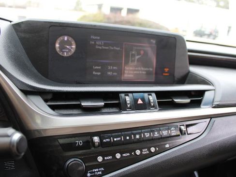 Used 2020 Lexus ES 350 w/ Premium Package FWD image 24