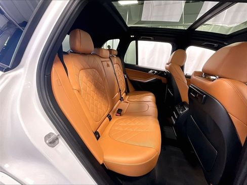 Used 2023 BMW X5 xDrive40i w/ M Sport Package AWD/4WD image 16