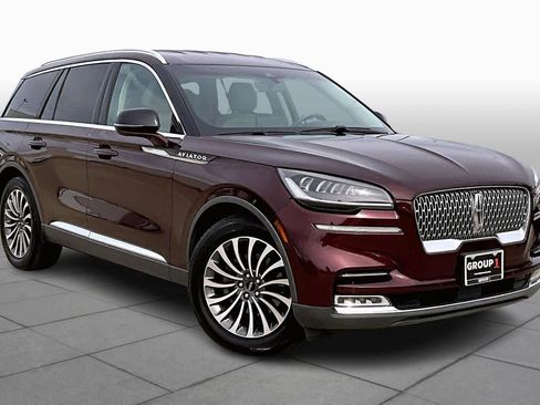 Used 2020 Lincoln Aviator Reserve image 2