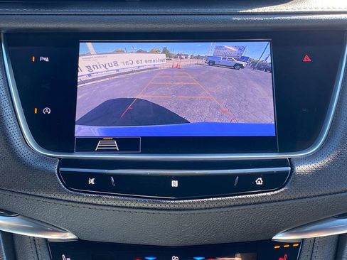 Used 2020 Cadillac XT5 Premium Luxury image 30