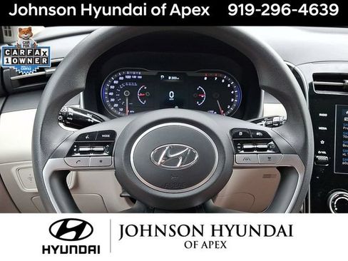 Certified 2022 Hyundai Tucson SEL w/ Cargo Package AWD/4WD image 18
