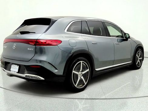 Used 2023 Mercedes-Benz EQS 580 4MATIC SUV image 5
