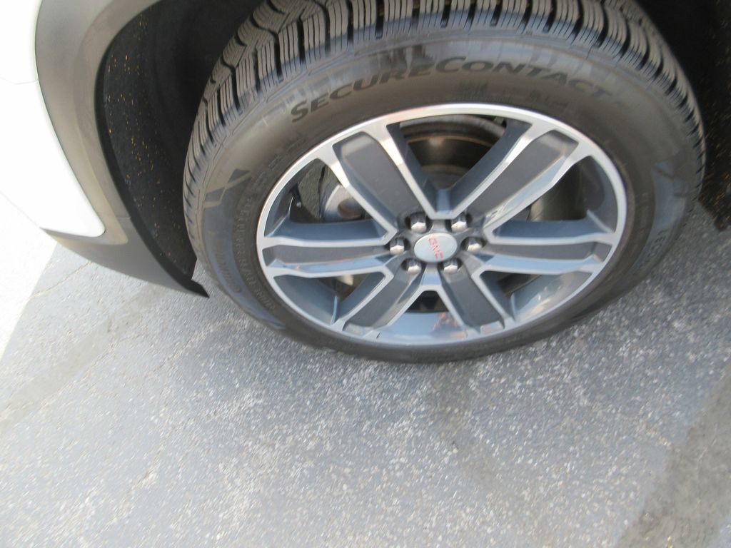 Certified 2020 GMC Acadia SLT FWD image 15