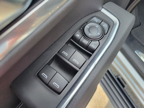 Used 2025 GMC Sierra 2500 Denali w/ Denali Reserve Package image 23