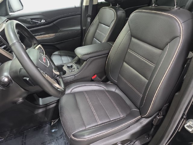 Used 2023 GMC Acadia Denali w/ Denali Technology Package AWD/4WD image 13