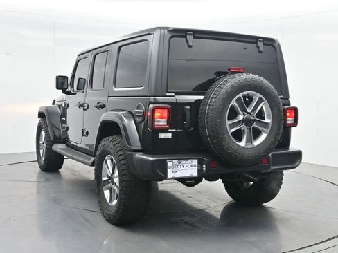Used 2021 Jeep Wrangler Unlimited Sahara image 7