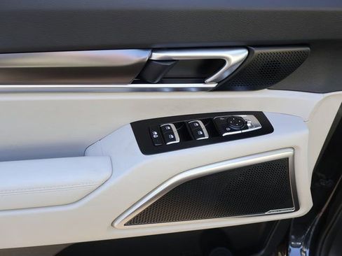 New 2025 Kia Telluride S image 21