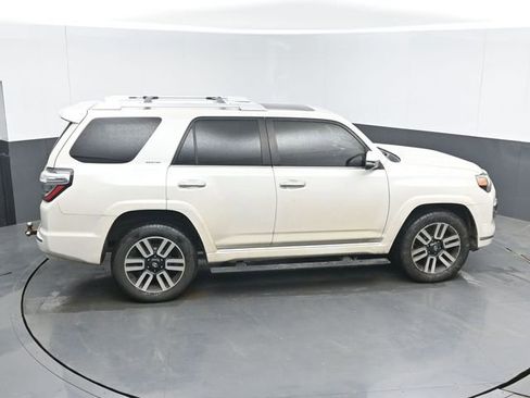 Used 2018 Toyota 4Runner Limited AWD/4WD image 26