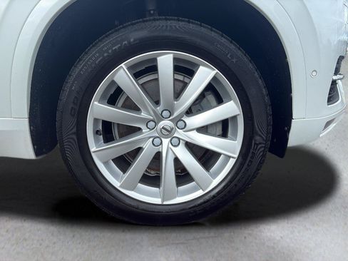 Used 2018 Volvo XC90 T6 Momentum w/ Convenience Package AWD/4WD image 52