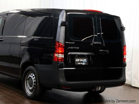 Used 2016 Mercedes-Benz Metris image 8