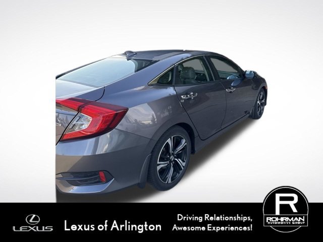 Used 2017 Honda Civic Touring image 4