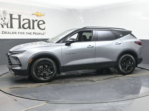 Used 2024 Chevrolet Blazer LT w/ Convenience Package FWD image 31