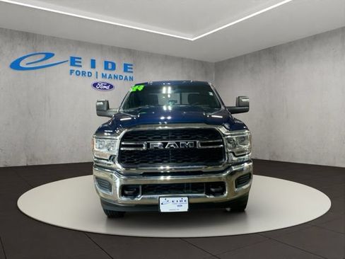 Used 2024 RAM 2500 Tradesman w/ Chrome Appearance Group AWD/4WD image 9