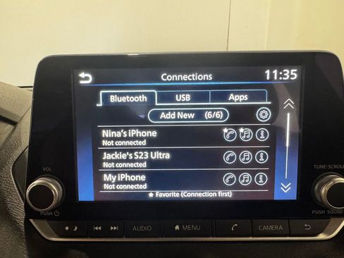 Used 2025 Nissan Sentra SV FWD image 28