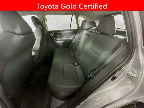 Certified 2021 Toyota RAV4 LE AWD/4WD image 23